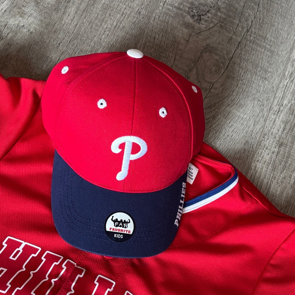 Kids Red white and Navy Philadelphia Phillies Cap